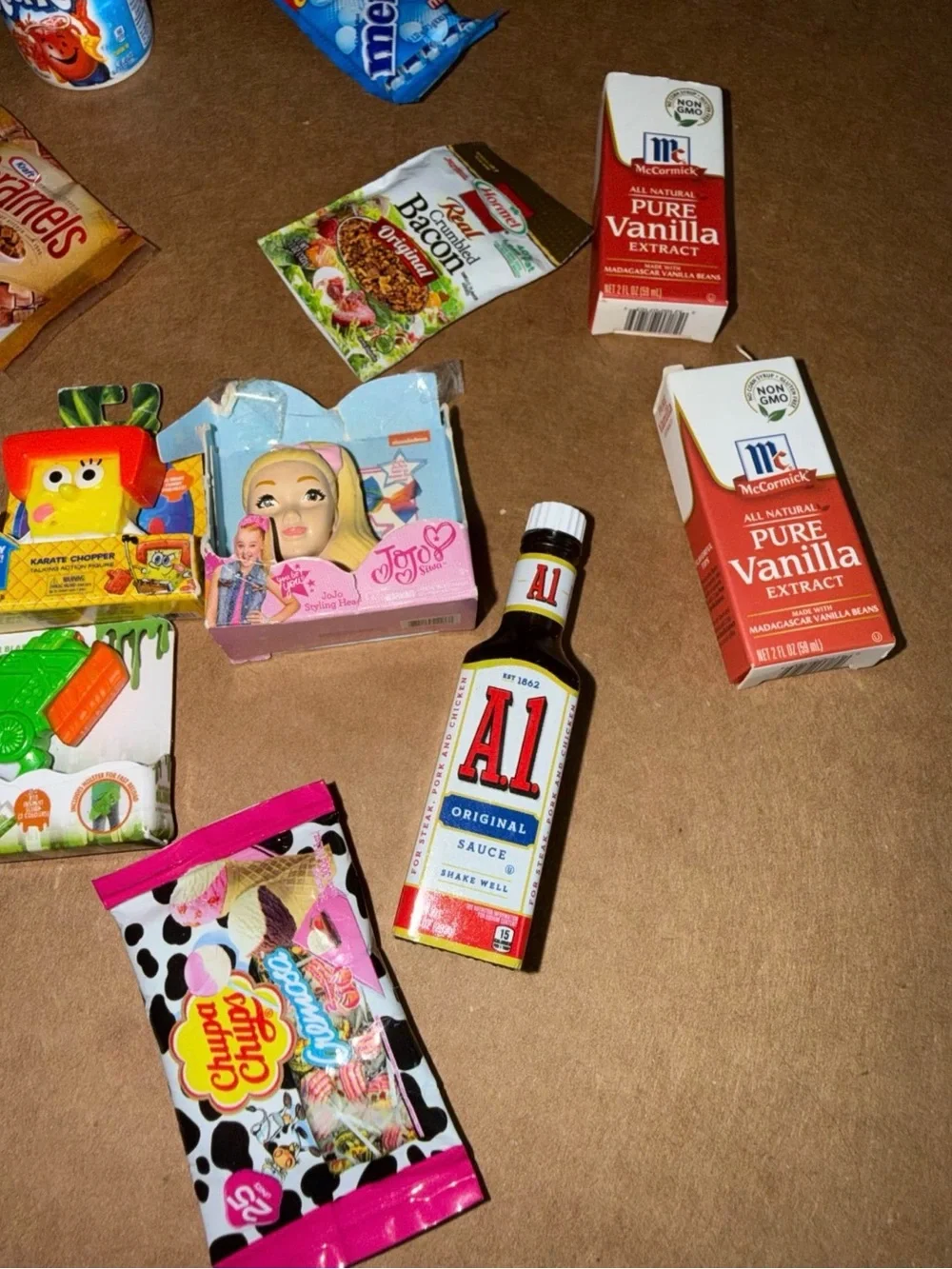 Zuru Mini Brands Buzz R2D2 SpongBob and more A2